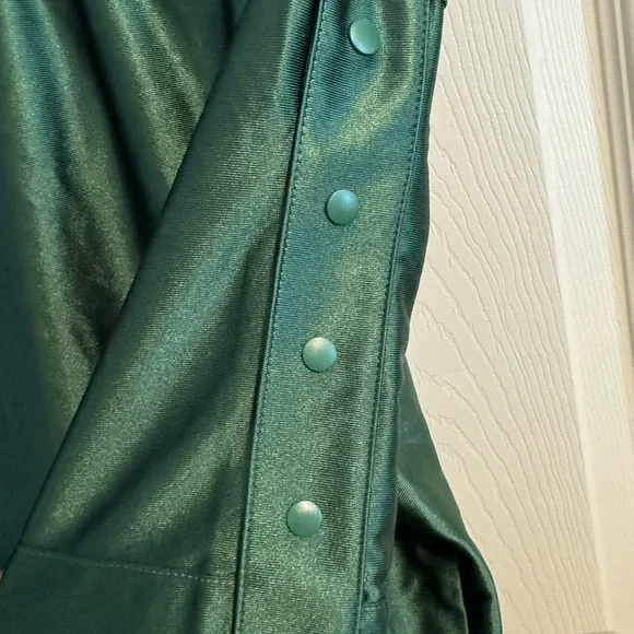 NIKE AS W NSW SHOOTING SHIRT GCEL FIR 23FA-I SIZE SMALL - Picture 4 of 11